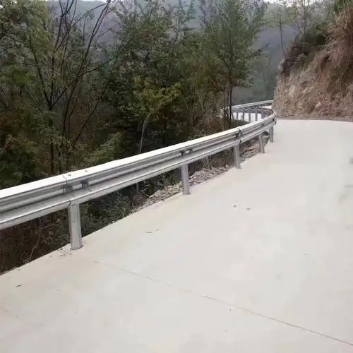 太原乡村公路波形护栏 双波钢板护栏 w型波纹板定制