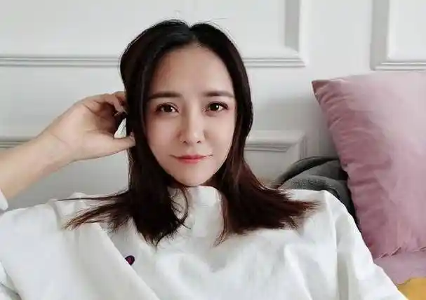 快女齐聚惹人感动,圈外老公颜值超高_李斯丹妮_男子_因为