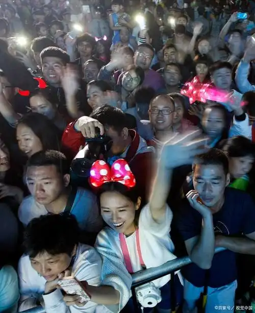 青少年狂热追星,你怎么看