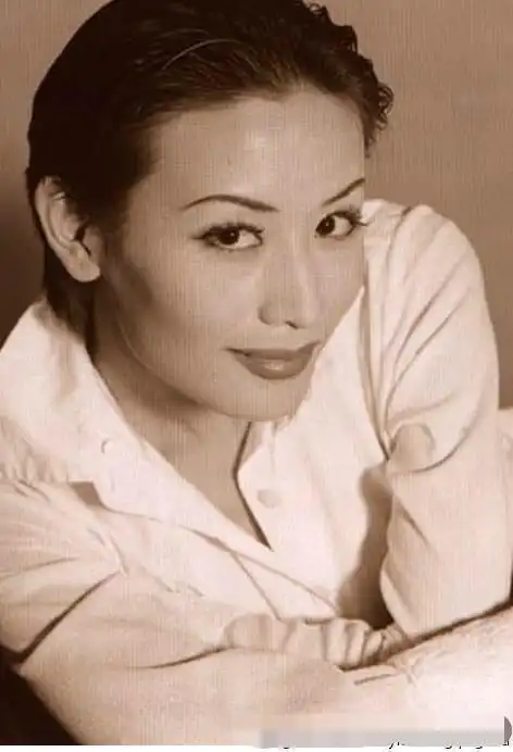 还是胡兵初恋,却出家为尼至今让胡兵念念不忘|胡兵|模特|包海青|刘雯