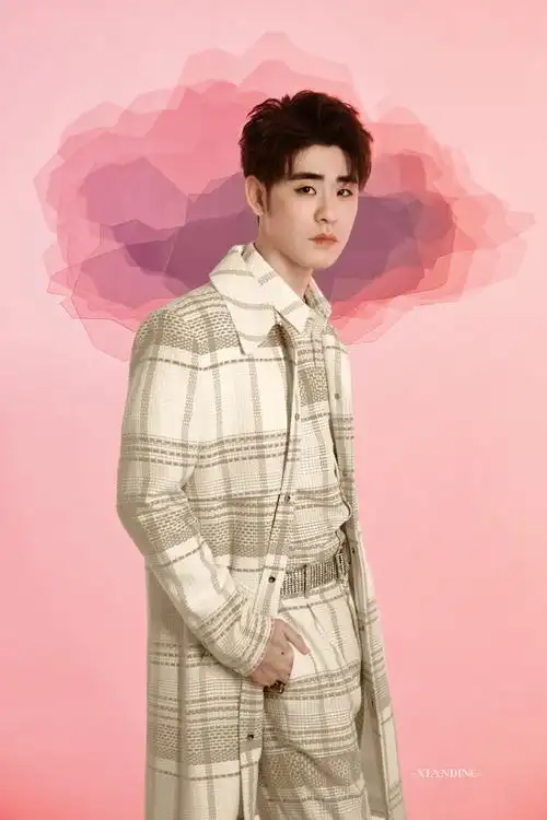 张云雷彩云写真##张云雷 新学了个词yyds