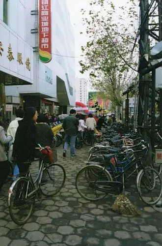 老照片:2000年的江苏镇江,有没有你的记忆?