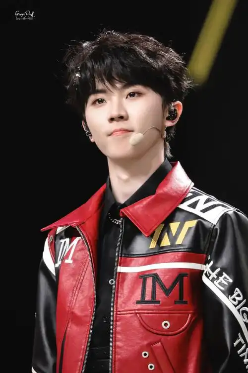 四周年演唱会意气风发的少年好久不见@时代少年团队长-马嘉祺