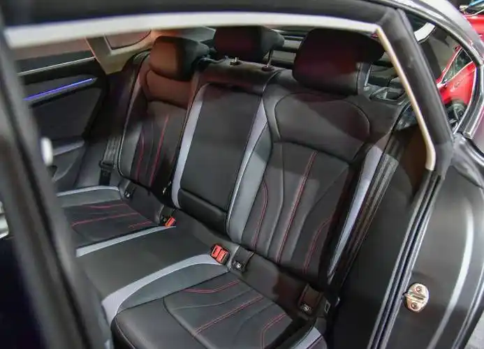 设计大变样全新一代大众凌渡l到店