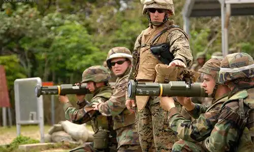 解放军dzj08型80毫米单兵火箭筒俗称万能攻坚者