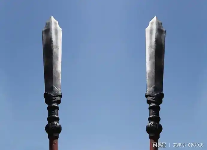 世界四大威猛枪:中国两种最威猛,一种撕裂人马,外号"小陌刀"