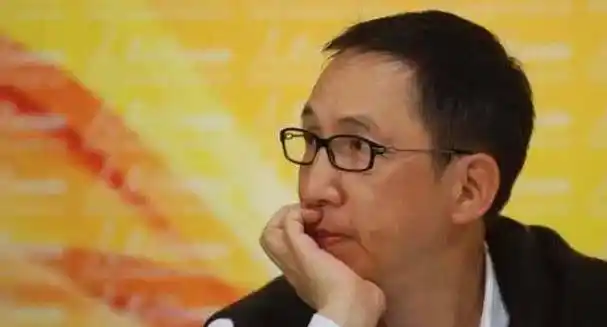 第1届香港电影金像奖始于1982年的辉煌_胡越_张坚庭_故事