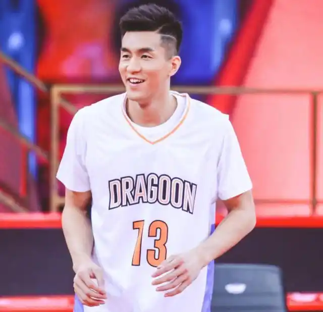 心疼郭艾伦!未上榜15名最佳球员!原因已正式曝光!杨鸣爱莫能助