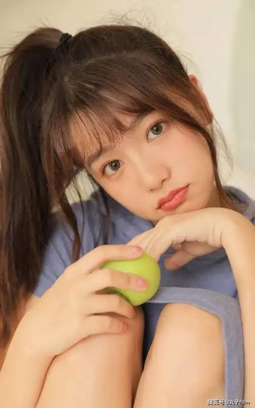 个性大胆美女写真可爱