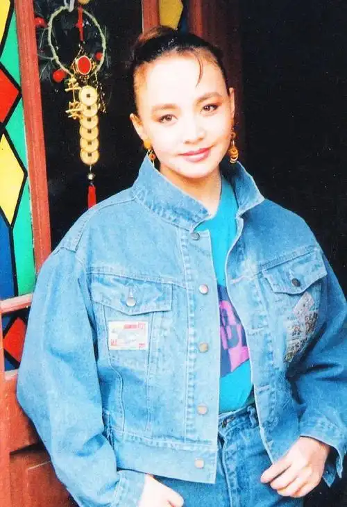 宋丹丹年轻时美爆了!