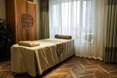 合悦·艾灸养生馆(南湖学府公寓b座店)-"离家很近的一家艾灸馆,也是在