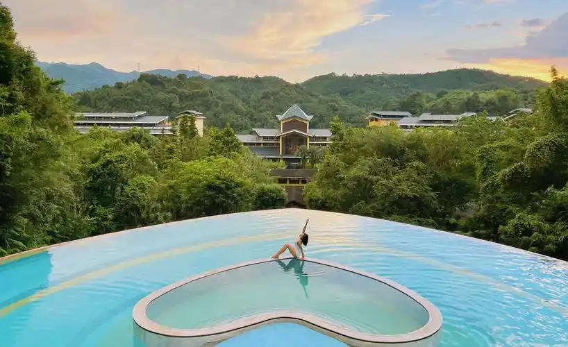 天气冷泡汤热省内温泉新玩点不可错过