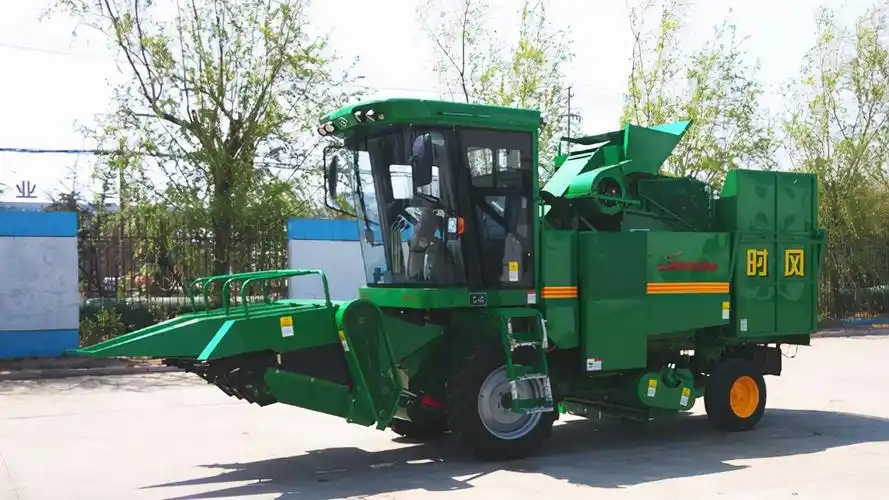 7,山东时风玉米收获机