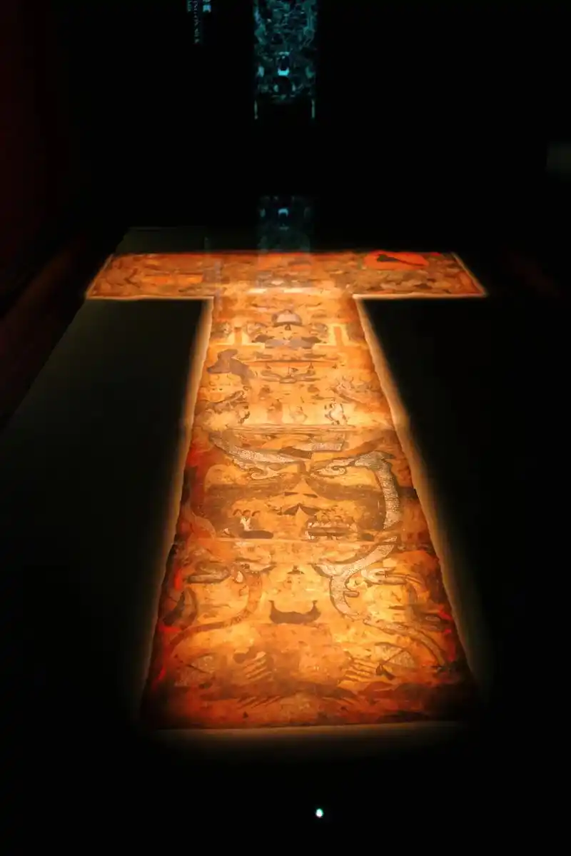 马王堆汉墓国宝级t帛画 当代书画家马国良《久远浩瀚的中国鹤文 - 抖