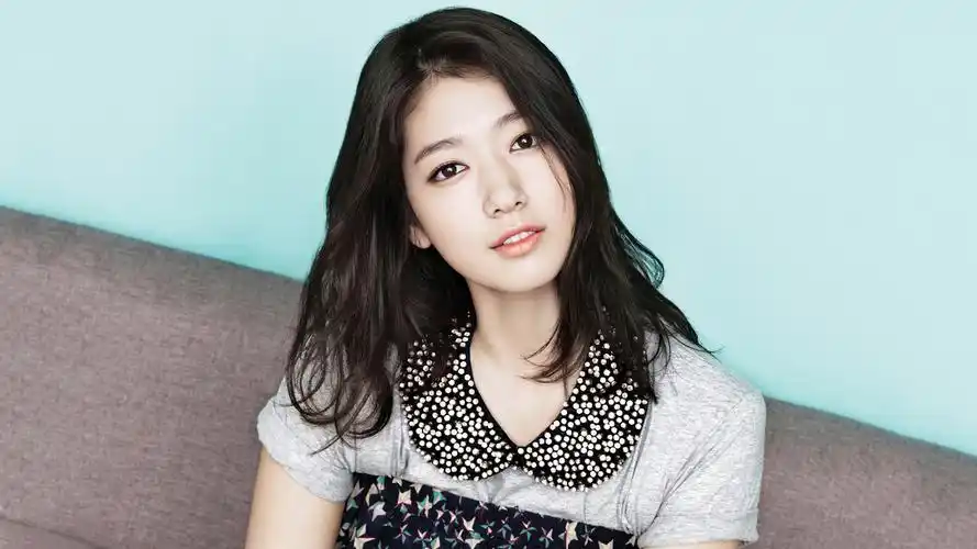 韩国美女朴信惠写真桌面壁纸