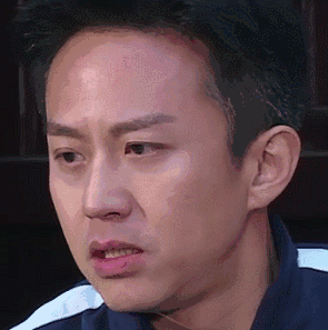 被狂怼邓超的质检员出名了《奔跑吧》第一季中的素人浑身是戏