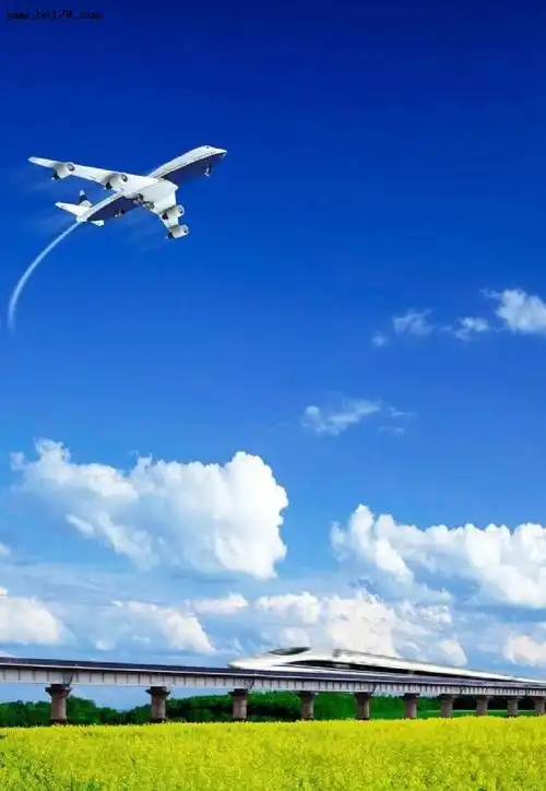 带飞机的蓝天白云