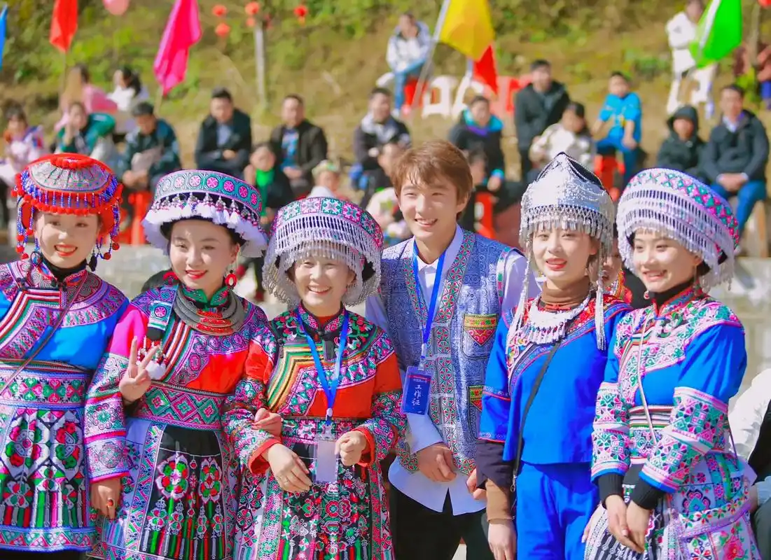 苗族花山节.#摄影 #苗族 #花山节 #苗疆少女 #苗家姑娘 - 抖音