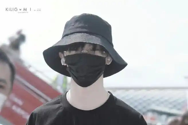 金丝眼镜这块马老师就没有输过#马嘉祺我们的歌##马嘉祺韩剧男主