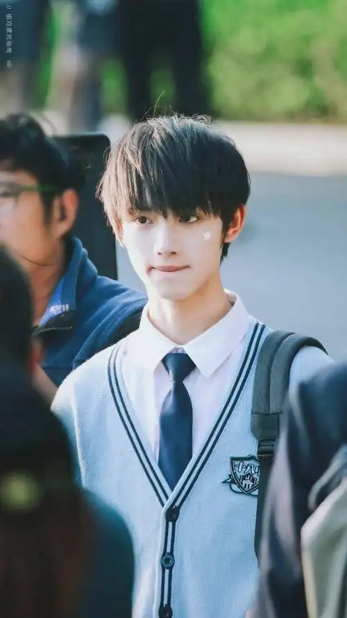 时代少年团(tnt),中国内地流行乐男子团体,由马嘉祺,丁程鑫,宋亚轩,刘