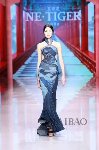 东北虎(ne·tiger) 2016"清·旗袍"高级定制发布会