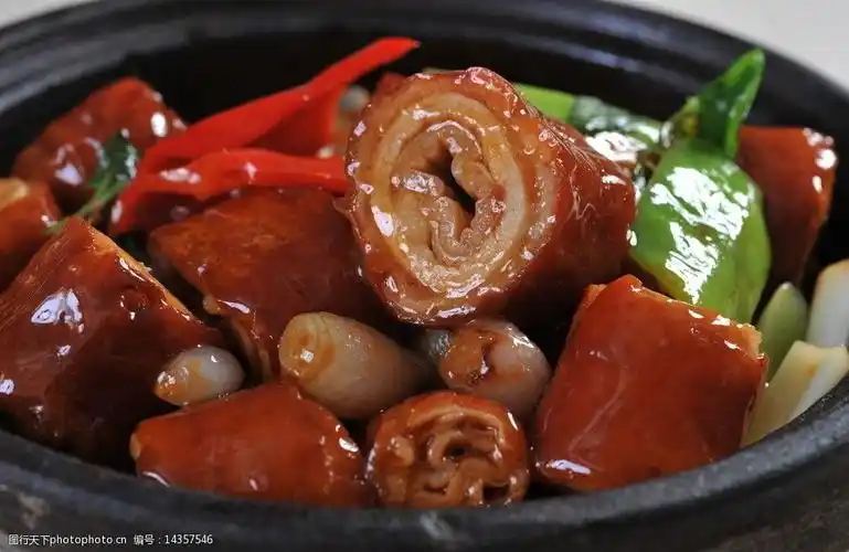 关键词:三杯焗肠头 肠头 三杯 焗 红烧 尖椒 石锅 宫廷养生 传统美食