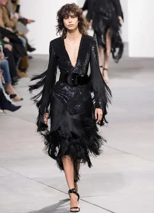 时装周模特走秀摄影图