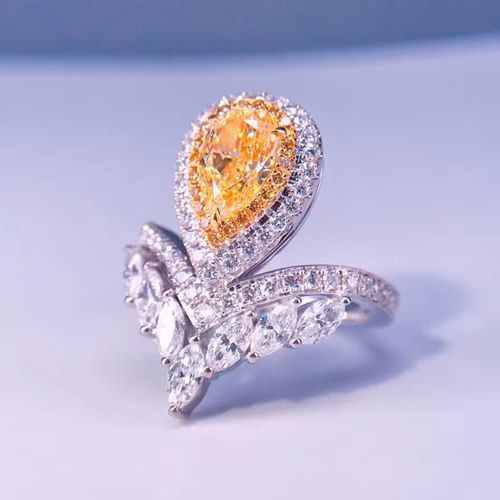 水滴黄钻群镶女戒18k金水滴彩钻戒指异形钻戒手饰