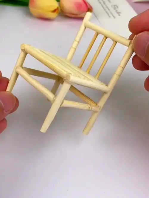 用过的一次性筷子不要丢,一起来制作迷你小凳子吧