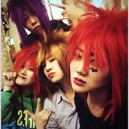 杀马特假发男葬爱家族炸街舞台表演道具时尚个性全顶发套金黄色含发网