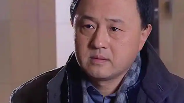 墓道:杨秀吃豹子胆了吧,敢一个人去盗墓,真不怕死|刑侦剧|警匪剧|杨新