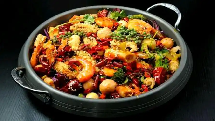 1教你做:酸辣藕片  07:50  来源:好看视频-分享一个酸辣藕片的做法