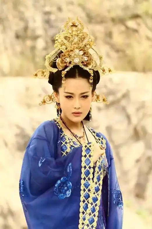 小狐狸.#张馨予#妲己 #封神英雄榜 #古装 #电视剧 - 抖音