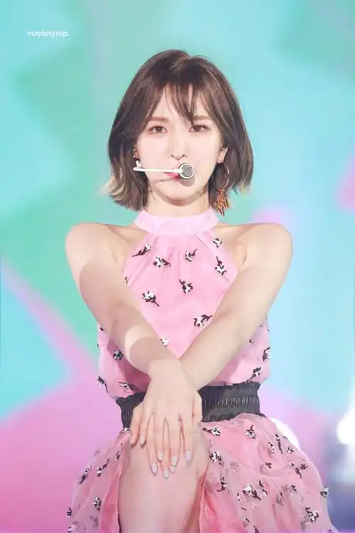 wendy孙胜完0221生日快乐#d-3来评论分享一下你最爱的短发舞台造型吧