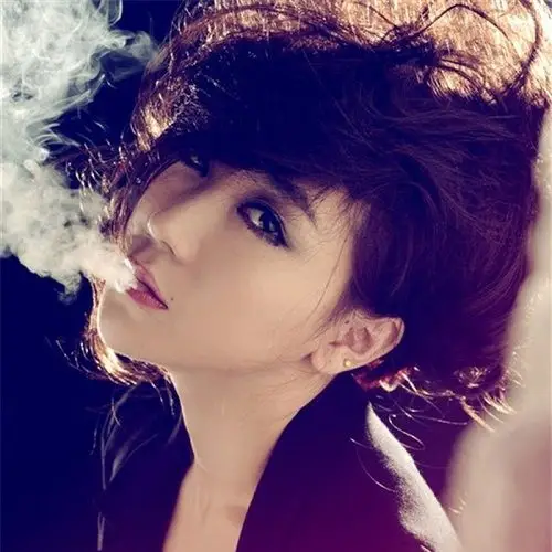 非主流女生高清头像图片邻家有个坏女孩