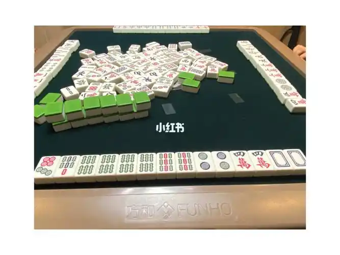 楼上海捞豪华七对北京麻将
