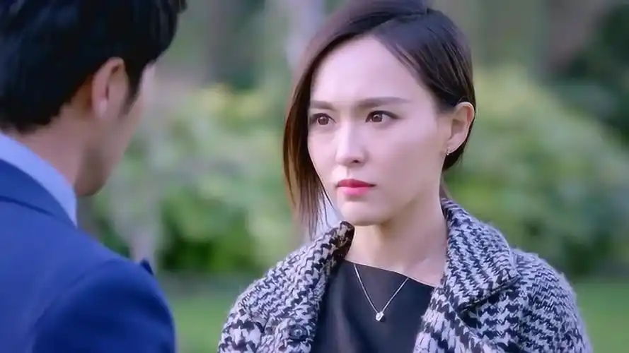 克拉恋人:心机男又作妖,为了钱竟什么都做的出来,处处针对未来嫂子