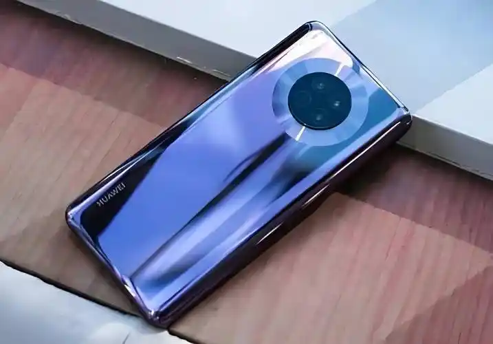 99新100%电量 麒麟990 5g 鸿蒙os,还能再战5年_华为_mate_手机