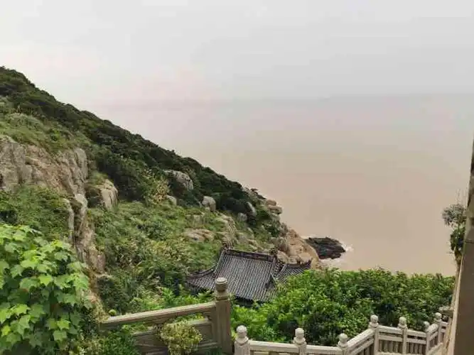 普陀山潮音洞-"到普陀起来,有很多次了,三大主要的寺庙每.