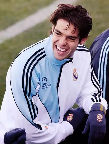 里卡多·伊泽克森·多斯·桑托斯·雷特是谁?