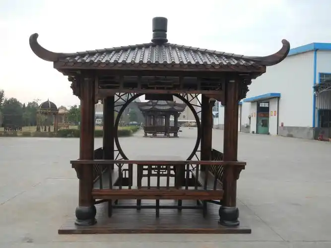 木质四角凉亭