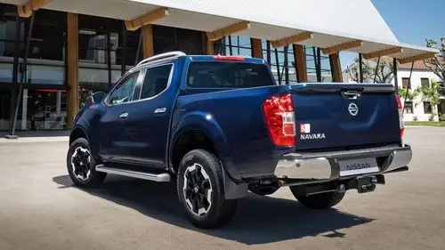 日产纳瓦拉对比五十铃d-max,15万级合资皮卡选哪个