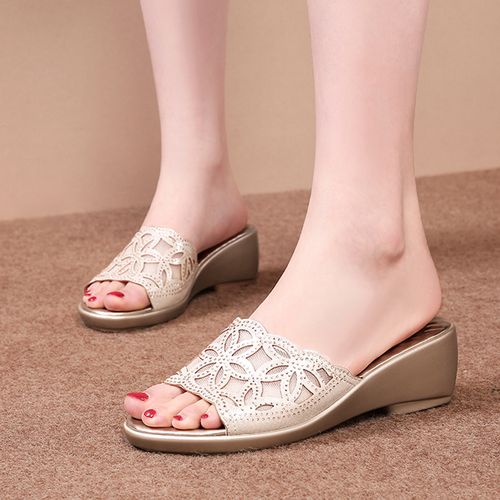 ideamini坡跟厚底凉拖鞋女夏外穿新款水钻时尚中年女士大码妈妈女凉鞋