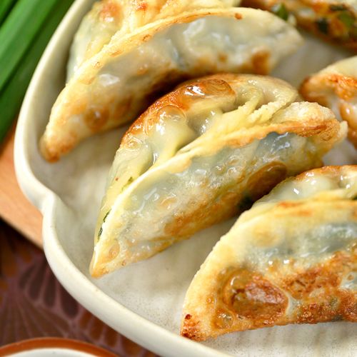 花尾渡煎韭菜猪肉饺子锅贴煎饺水饺蒸饺速冻水饺