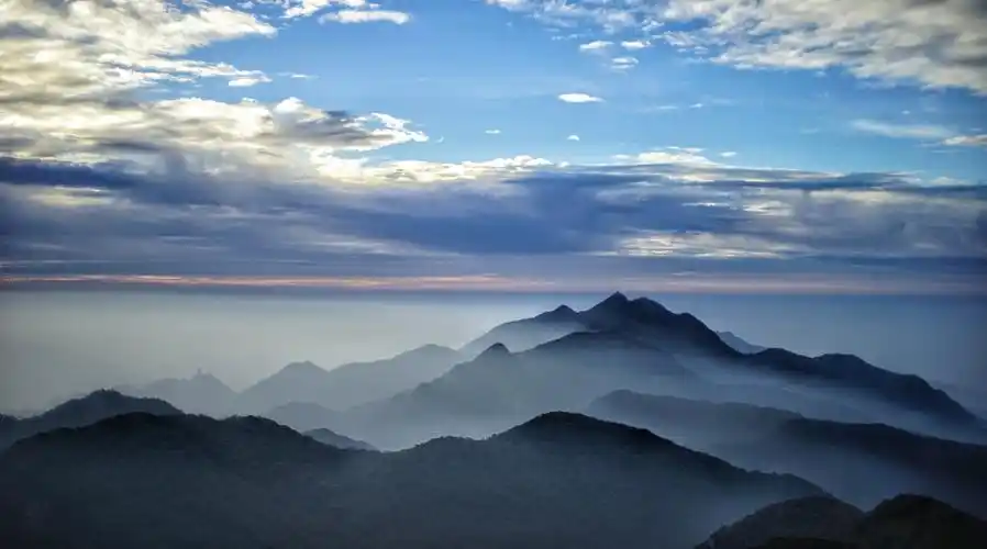 日出石砊硿 - bd7ioi-大山 - 图虫网 - 优质摄影师交流社区