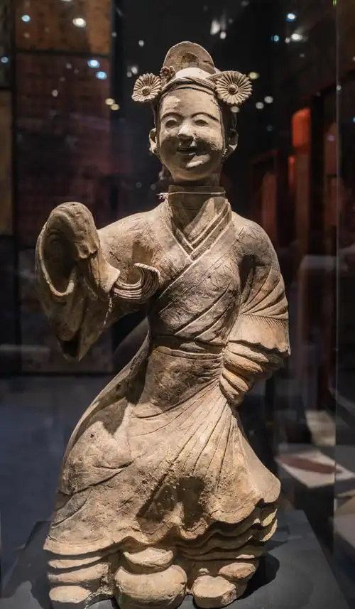 这场展览告诉你秦汉时期的中国都市什么样