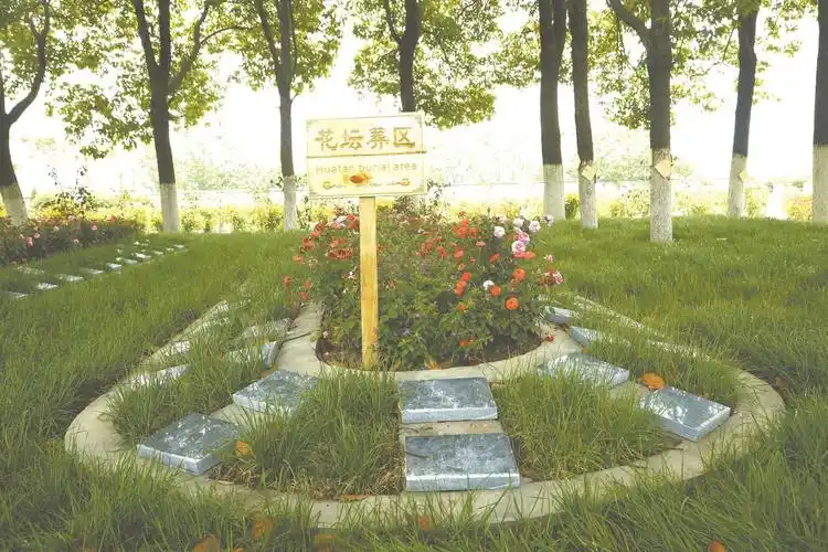 树立公益惠民生态文明理念创建平原地区公墓建设示范区