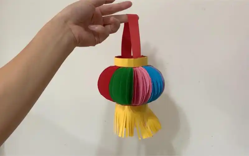 精美的五彩灯笼,几张纸在家就可以做,手工折纸灯笼视频