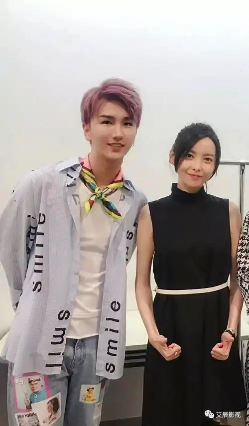 艾辰艺人陈奕夫真唱巡演温柔细腻的歌声温暖全场