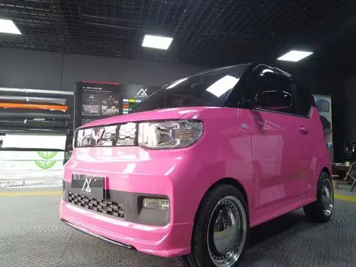 宏光mini改色亮粉色 这不就是女生鑫鑫向往的车吗